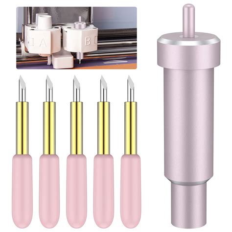 Cricut Explore + Maker Deep-Point Replacement Blades 2-pack; With the Cricut Deep-Point Blade, you can slice thicker material with ease! You get two replacement blades per package and they have a steeper blade angle (60 degrees vs 45) of harder more durable steel. For use with Cricut Maker and Explore smart-cutting machines. The deep cut blade is recommended for: Magnet, Chipboard, Stamp material, Thick cardstock, Stiffened felt, Foam sheets, Cardboard, Fabric